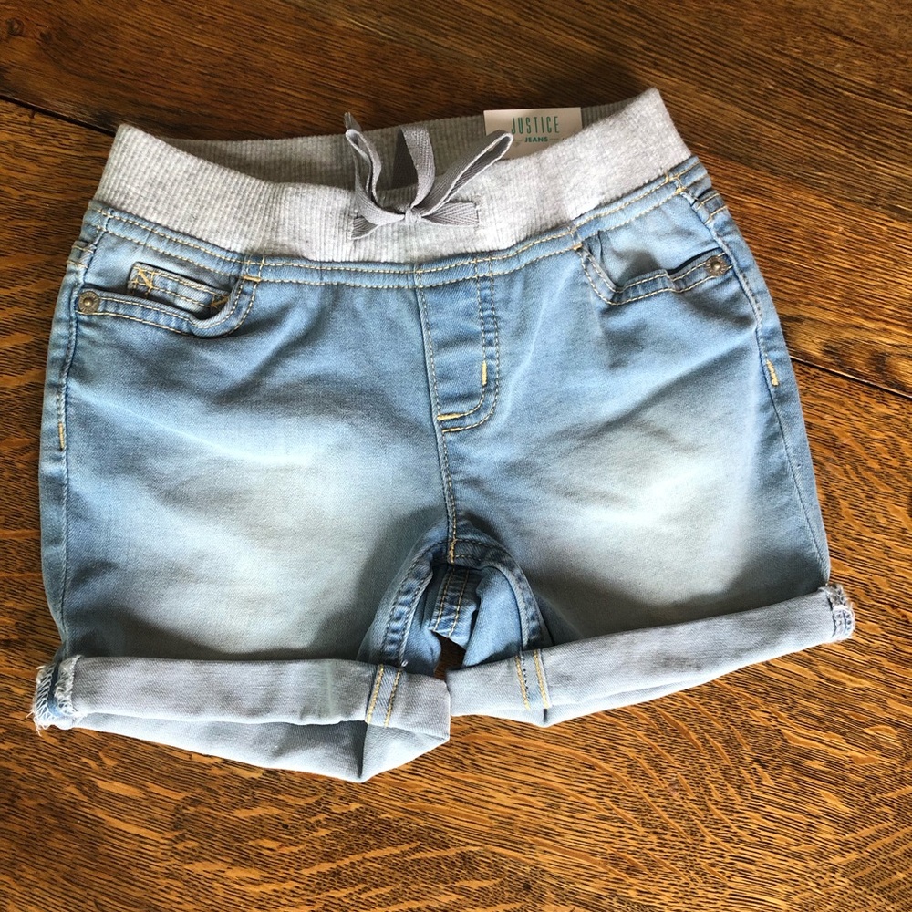 NWT Justice size 8 jean short elastic waist